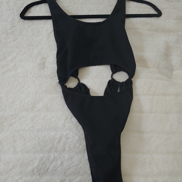 Kendall and Kylie black Velvet Cabana one piece - Picture 3 of 3